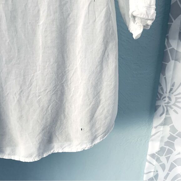 Maurices White Boho Embroidered Top Size Medium - Picture 9 of 11